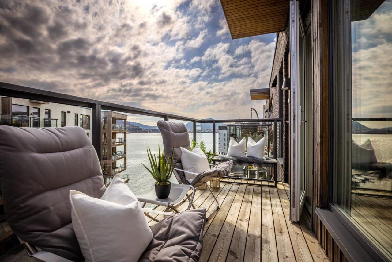 New Penthouse Apartment With Sea View In Bergen Centrum ภายนอก รูปภาพ
